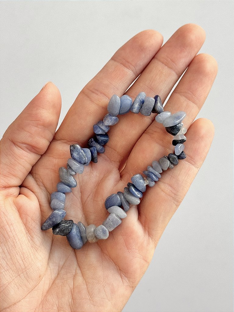 Pulseira de Quartzo Azul - Paciência, Comunicação, Medos, Sabedoria e Compreensão