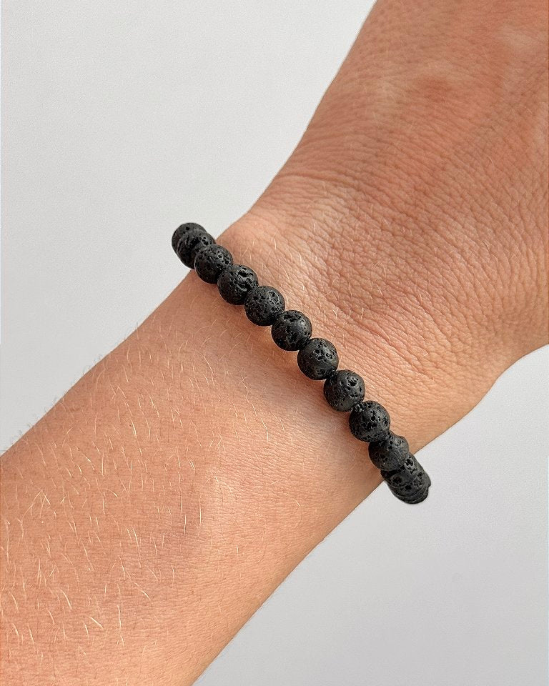 Pulseira de Lava Vulcânica Redonda 6mm - Resiliência, Força e Autossabotagem