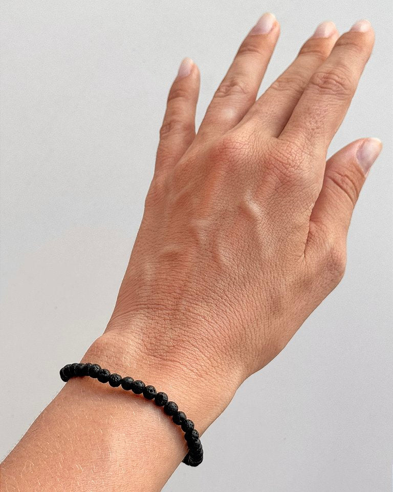 Pulseira de Lava Vulcânica Redonda 4mm - Resiliência, Força e Autossabotagem