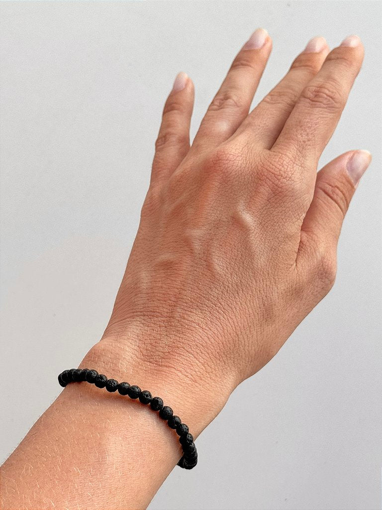 Pulseira de Lava Vulcânica Redonda 4mm - Resiliência, Força e Autossabotagem