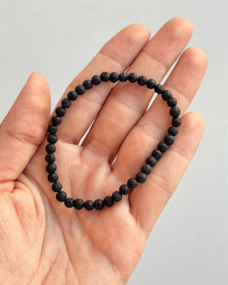 Pulseira de Lava Vulcânica Redonda 4mm - Resiliência, Força e Autossabotagem