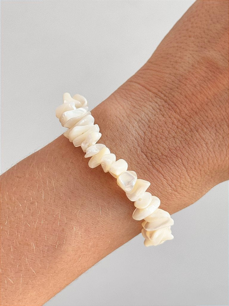 Pulseira de Madre Pérola Branca - Amor Incondicional, Riqueza, Beleza, Proteção e Pensamentos de Paz