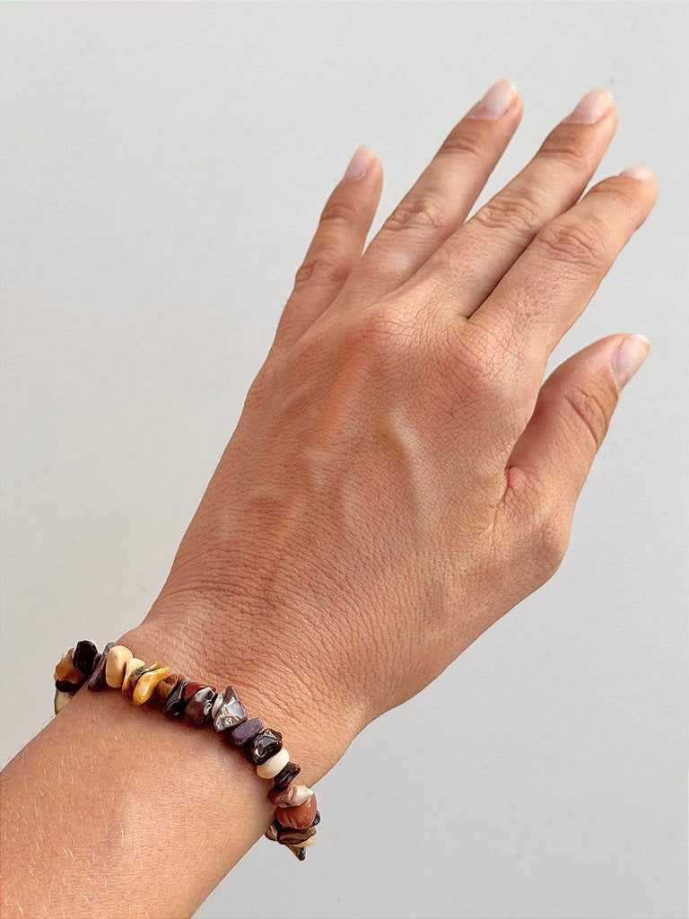 Pulseira de Jaspe Mokaíta - Coragem e Força; Correção de Karmas; Conexão com Ancestrais; Jovialidade