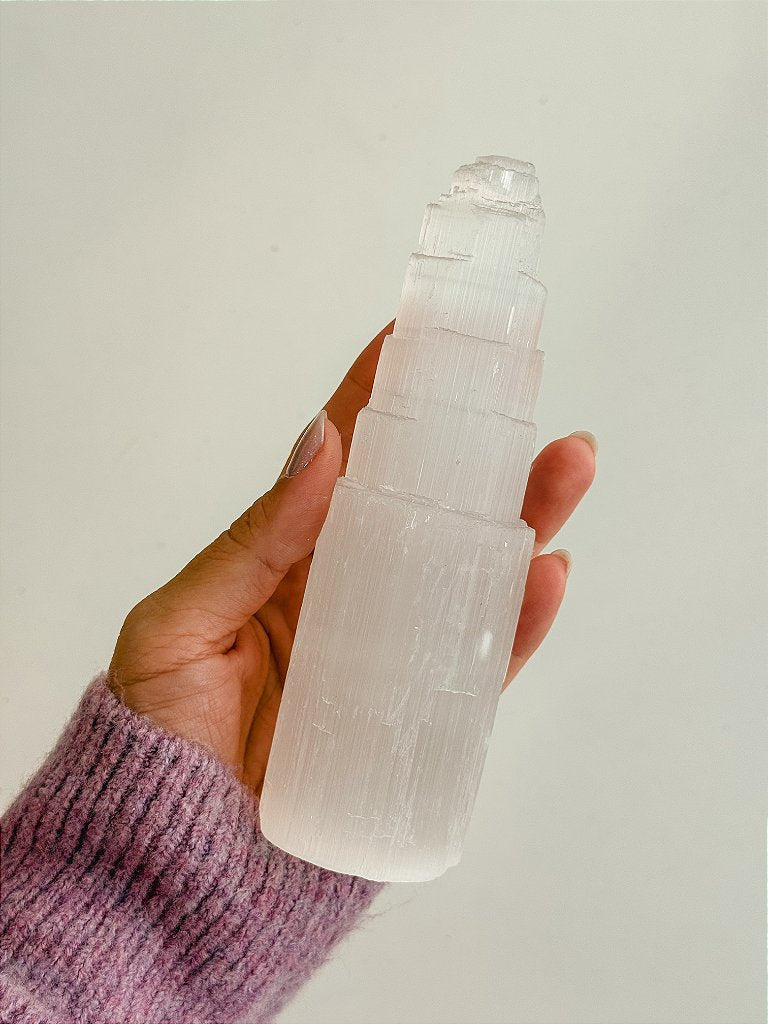 Torre de Selenita Grande 15cm - Limpeza Energética; Paz de Espírito; Cansaço Mental e Dores