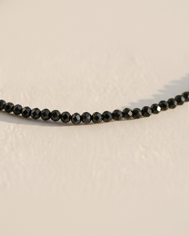 Pulseira de Turmalina Negra 2mm Multifacetada - Proteção Energética e Espiritual, Inseguranças e Soluções
