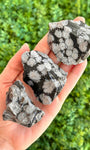 Obsidiana Floco de Neve Bruta G - Estresse, Desapego e Receptividade