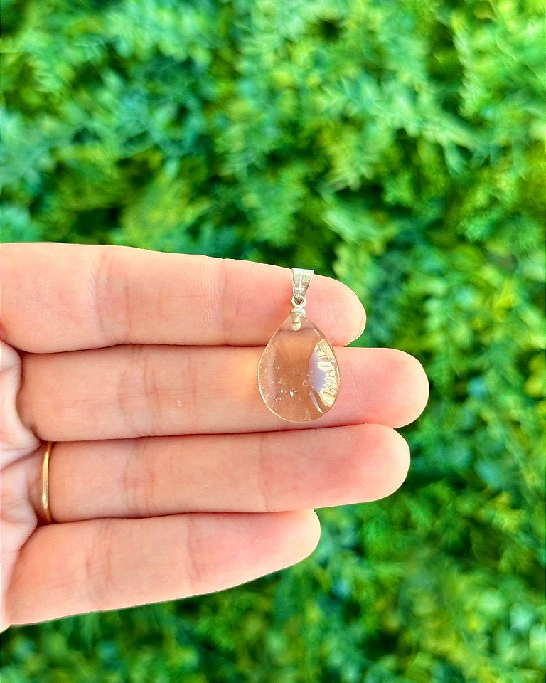Pingente de Citrino Natural em Gota Prateado - Autoestima, Alegria e Prosperidade