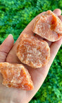Calcita Laranja Bruta G - Pedra da Alegria, Vitalidade, Expressão