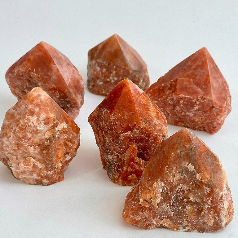 Ponta Geradora de Calcita Laranja - Pedra da Alegria, Vitalidade e Expressão