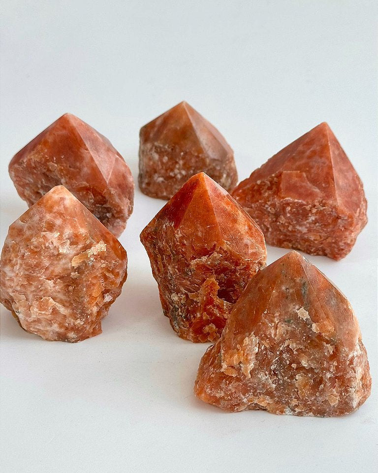Ponta Geradora de Calcita Laranja - Pedra da Alegria, Vitalidade e Expressão