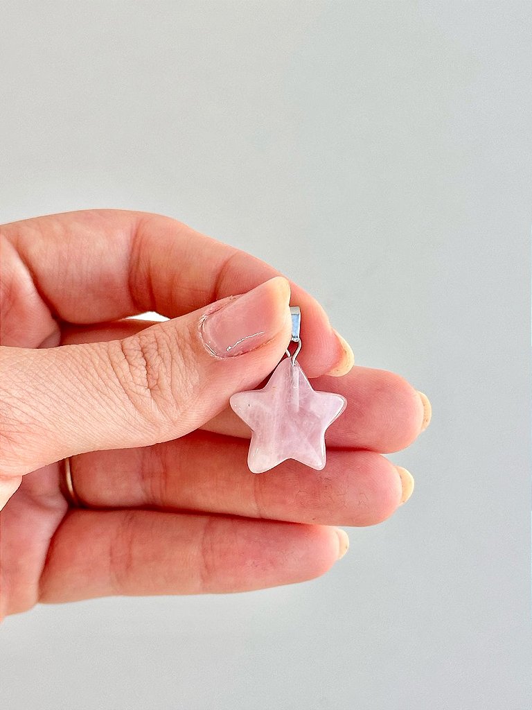 Pingente de Quartzo Rosa - Estrela - Pedra do Amor - Cura do Coração, Amor Próprio, Perdão e Gratidão