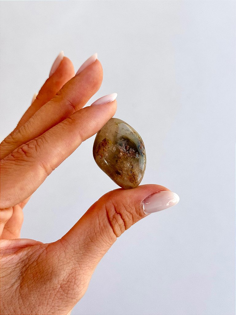 Quartzo Anfibólio Rolado - Cristal RARO - Expansão da Alma; Conexão e Cuidado Espiritual