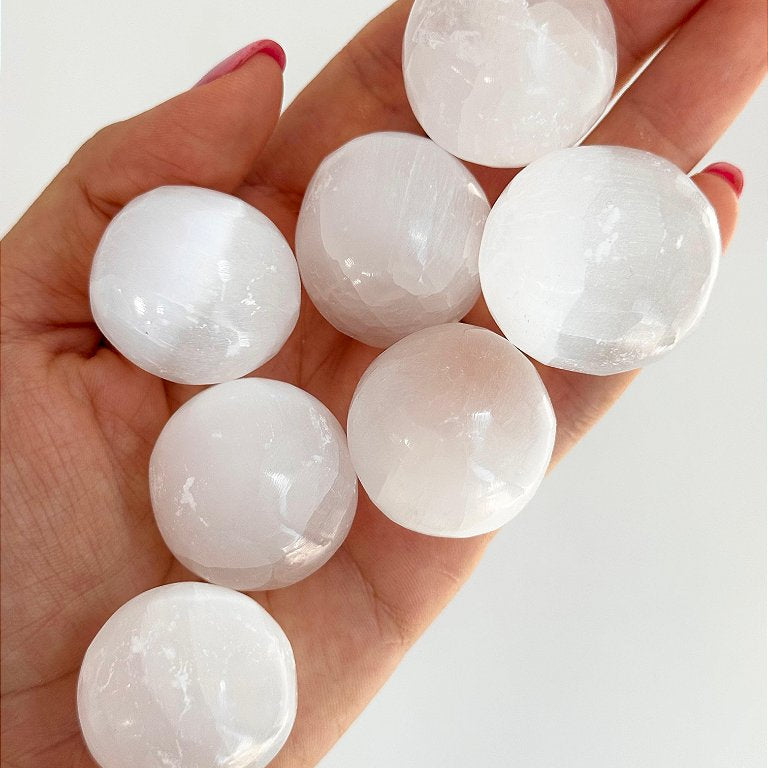 Esfera de Selenita Mini - Limpeza Energética; Paz de Espírito; Cansaço Mental e Dores