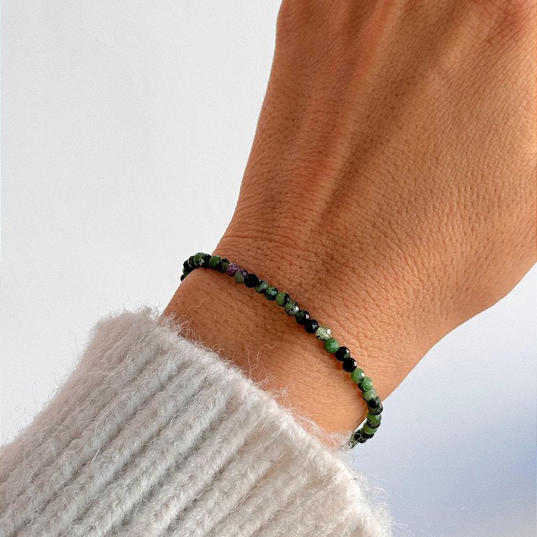 Pulseira Multifacetada 3mm de Zoisita com Rubi - Paixão pela Vida; Sucesso; Decisões