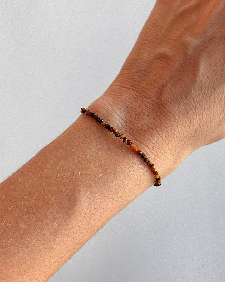 Pulseira de Olho de Tigre 2mm Multifacetada - Contra Inveja e Olhado; Autoconfiança; Coragem e Determinação