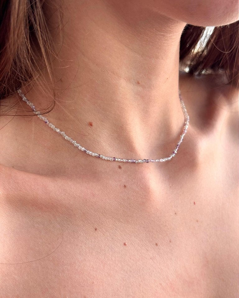 Colar de Fluorita 2mm Multifacetado - Superação, Purificação e Concentração