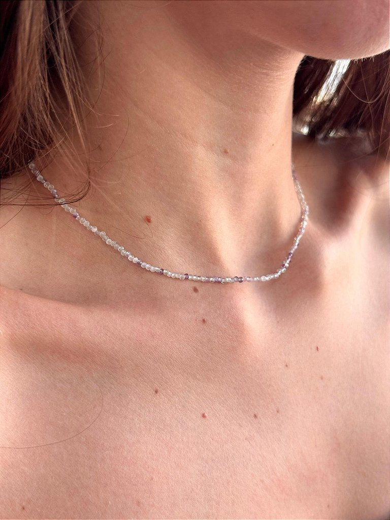 Colar de Fluorita 2mm Multifacetado - Superação, Purificação e Concentração